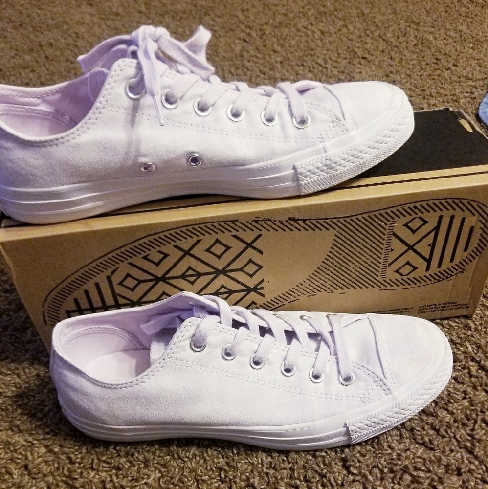 Barely Grape Converse